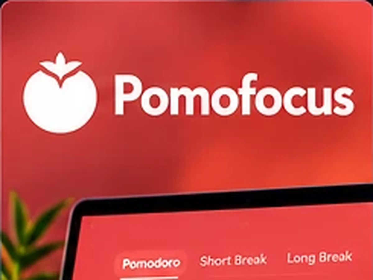 Pomofocus Pomodoro timer shown on a laptop
